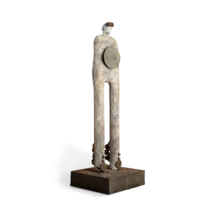 Disco silencio: mujer, 2002. 130×41×41 cm, bronce.