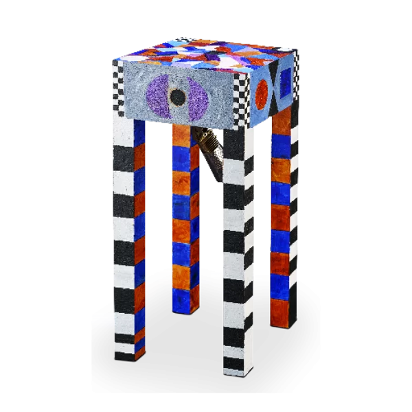 Mesa prehistórica N°04, 2021. 25×25×57 cm, mixta.