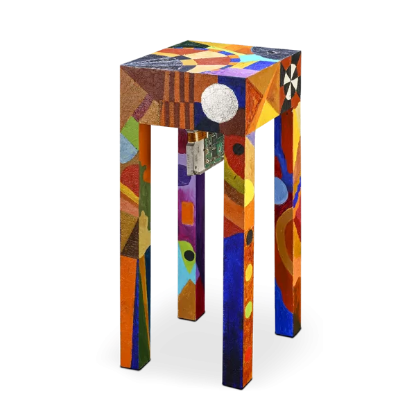 Mesa prehistórica N°05, 2021. 25×25×57 cm, mixta.